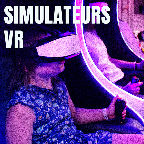 Enfant avec casque VR dans un simulateur à Virtual Arena Nevers
