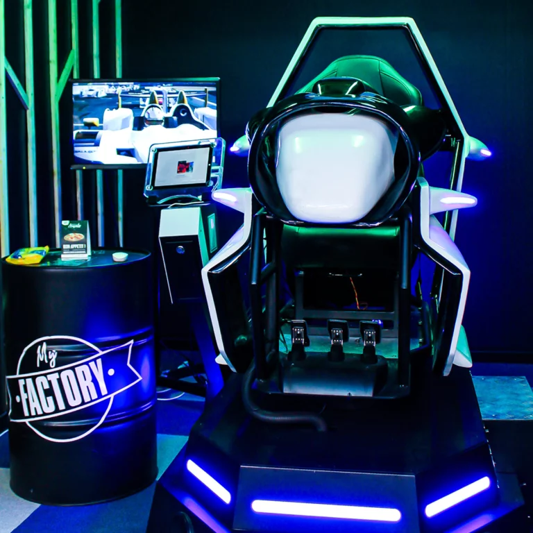 Devenez pilote le temps d’une course grâce à notre simulateur Racing VR à Virtual Arena Nevers. Adrénaline assurée !